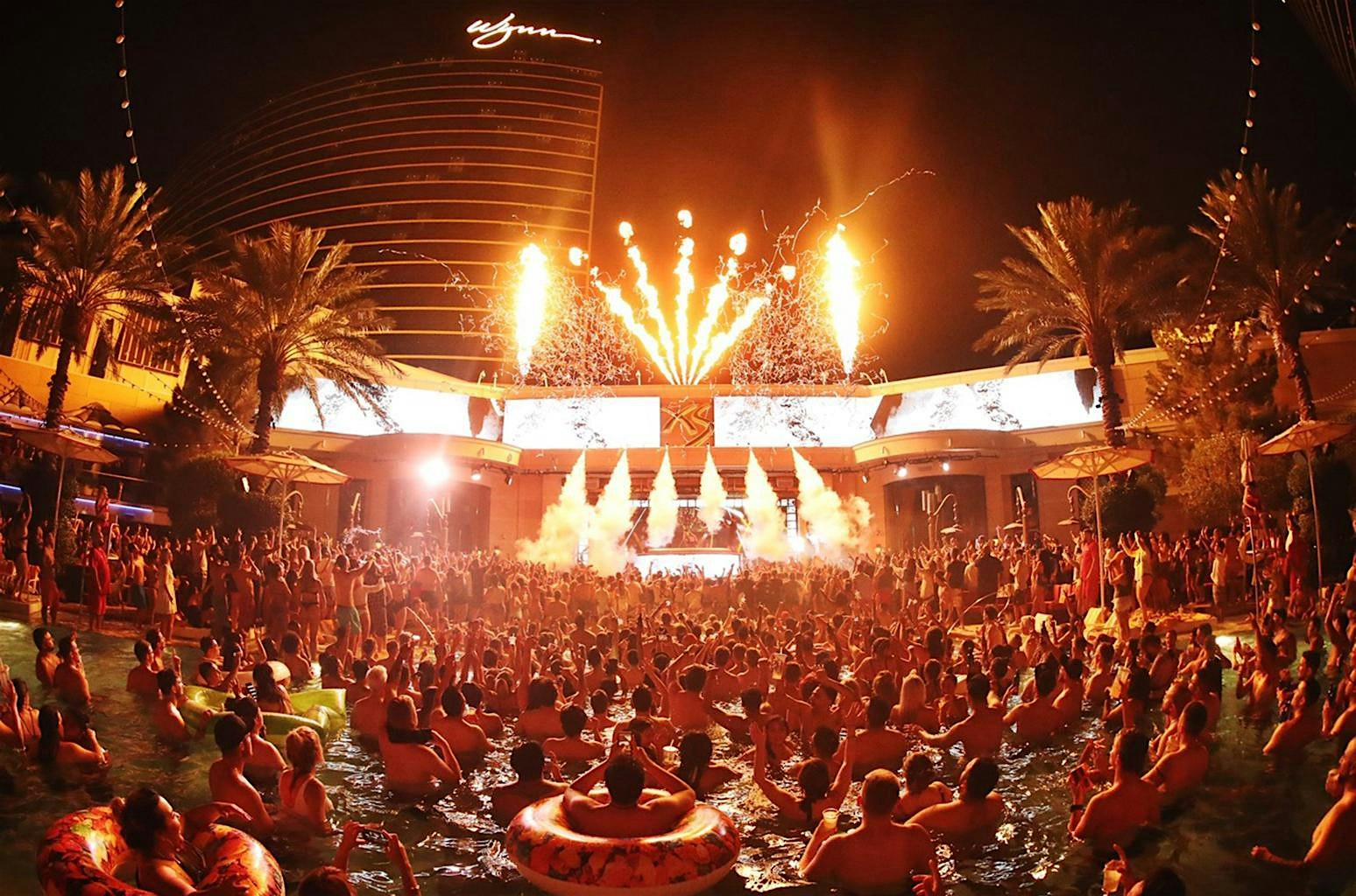 BEST NIGHTSWIM POOL PARTY WITH FAMOUS DJ’S AND CELEBRITIES – Las Vegas, NV