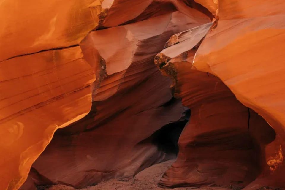 Antelope Valley: Sand Dune Canyon Hiking Adventure – Page, Arizona