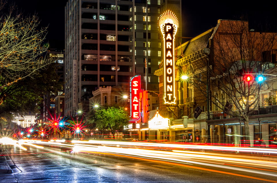 Austin: Haunted Pub Crawl Walking Tour – Austin, Texas