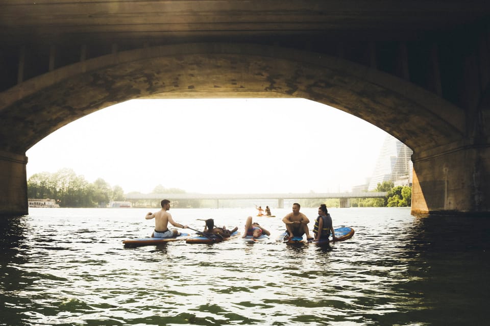 Austin: Lady Bird Lake Stand-Up Paddleboard Rental – Austin, Texas