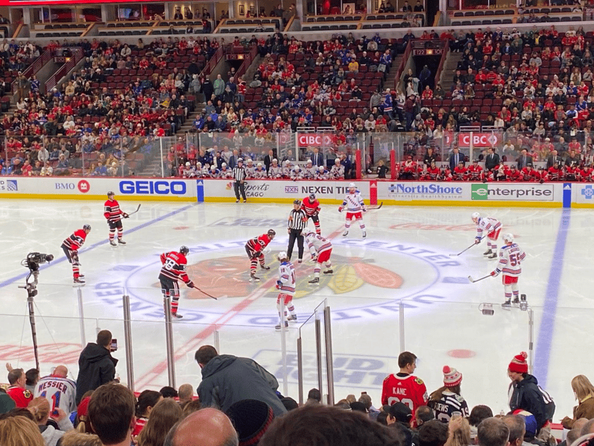 Chicago: Chicago Blackhawks NHL Game Ticket at United Center – Chicago, Illinois