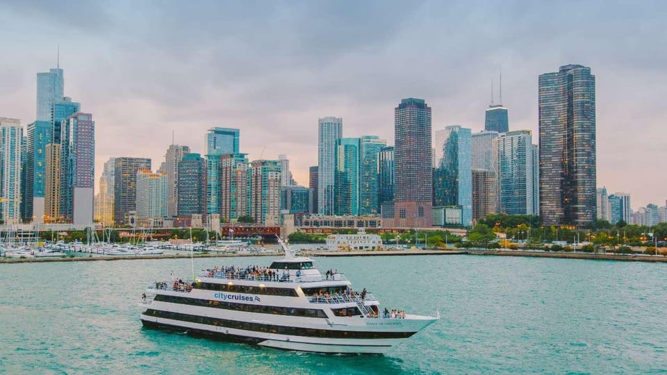 Chicago: Lake Michigan Buffet Brunch, Lunch or Dinner Cruise – Chicago, Illinois