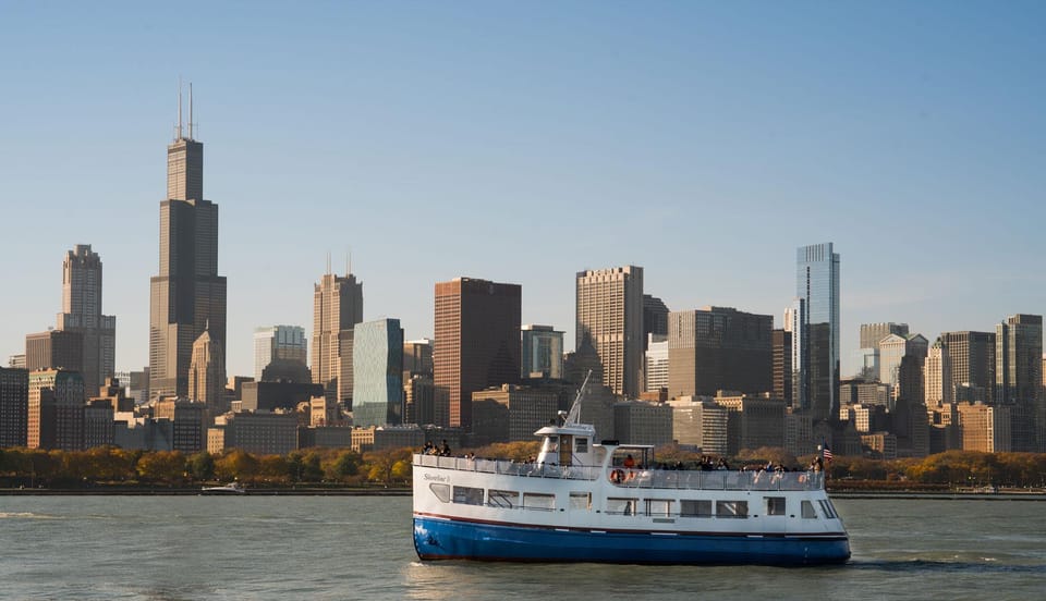 Chicago: Lake Michigan Skyline Cruise – Chicago, Illinois