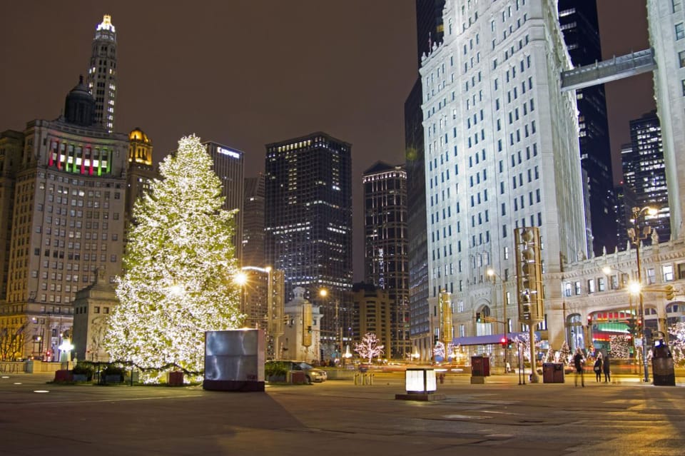 Chicago’s Festive Lights: A Magical Christmas Journey – Chicago, Illinois