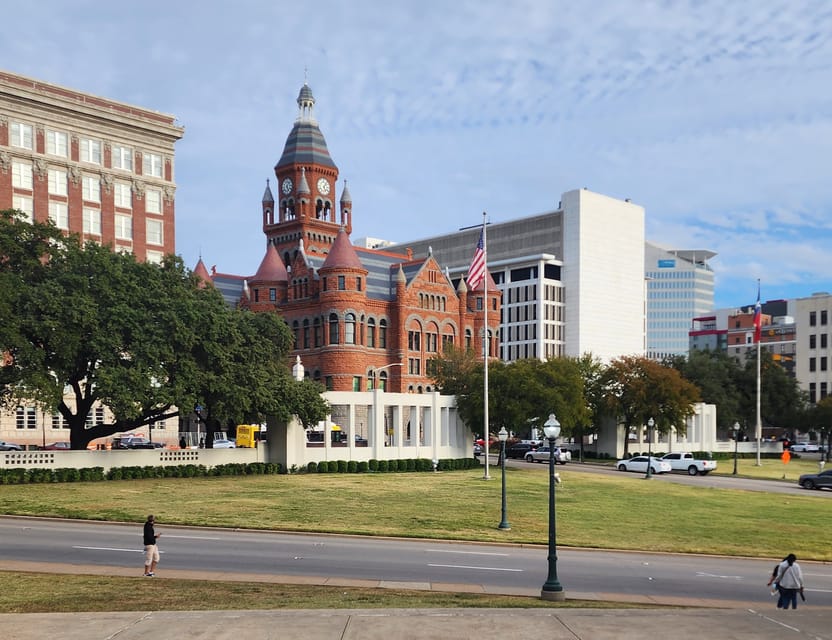 Dallas: Historic Downtown Audio Self-Guided Walking Tour – Dallas, Texas