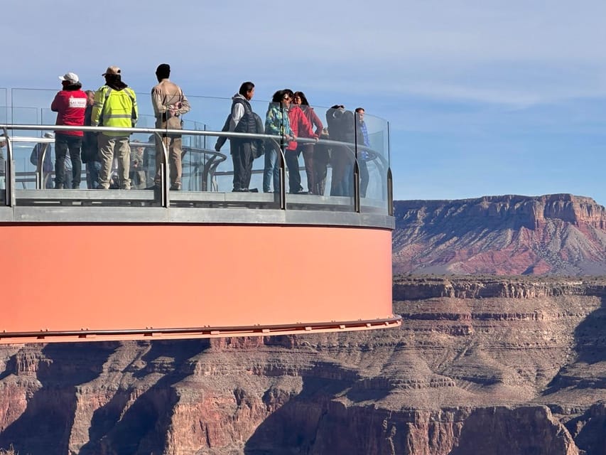 French-guided tour of the Grand Canyon, Skywalk and Hoover Dam – Grand Canyon West Rim, Arizona