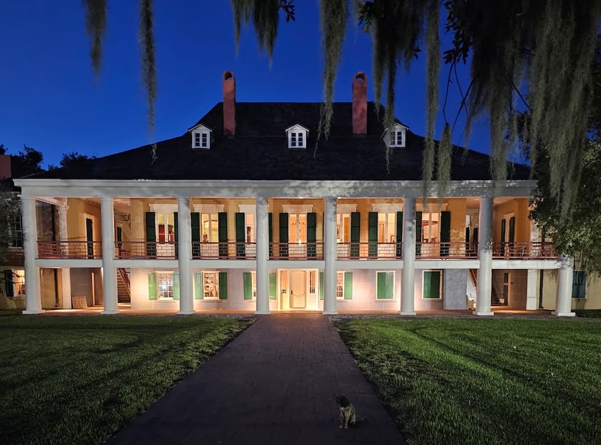 From New Orleans: Destrehan Plantation Haunted Night Tour – New Orleans, Louisiana