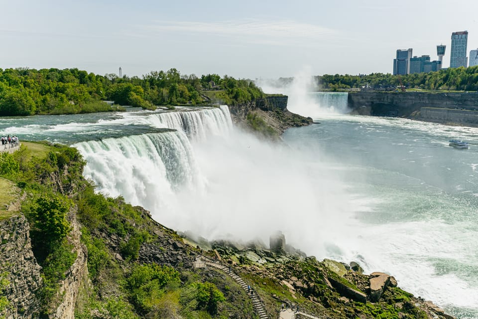 From New York City: Niagara Falls One Day Tour – Niagara Falls, New York