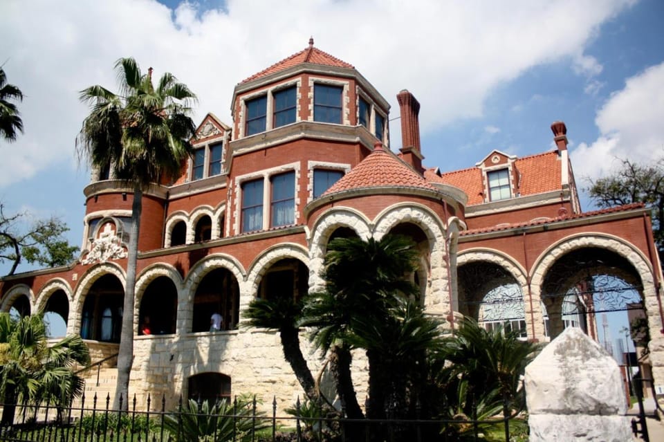 Galveston: Moody Mansion Entry Ticket and Self-Guided Tour – Galveston, Texas