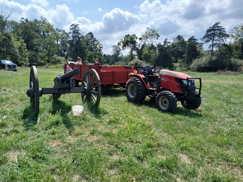 Gettysburg: Haunted Farm Tour with Hay Ride – Gettysburg, Pennsylvania