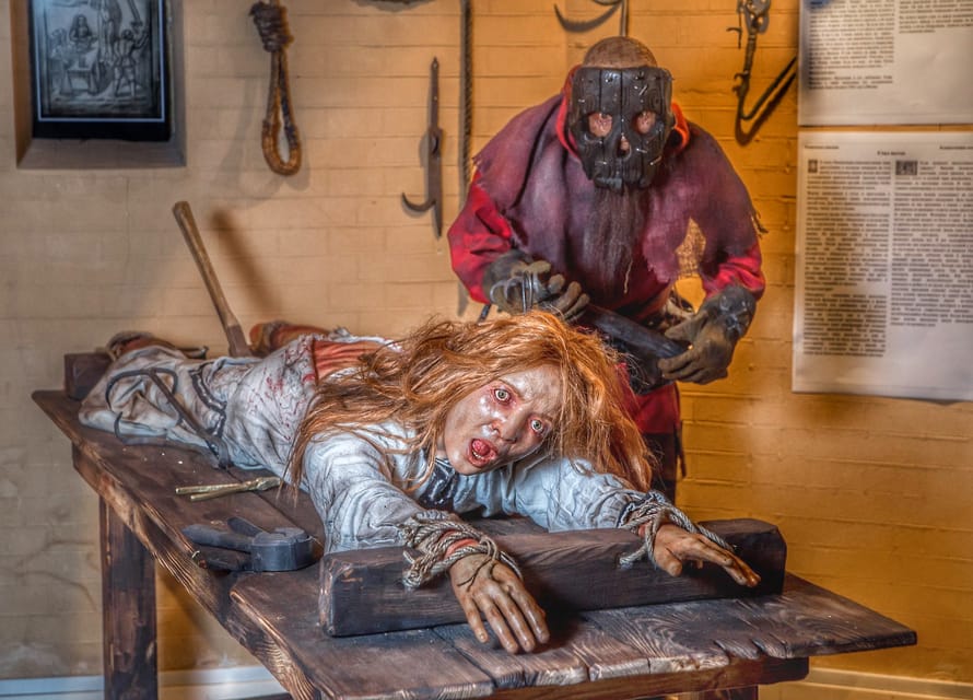 LA: Medieval Torture Museum Ticket with Ghost Hunting – Los Angeles, California