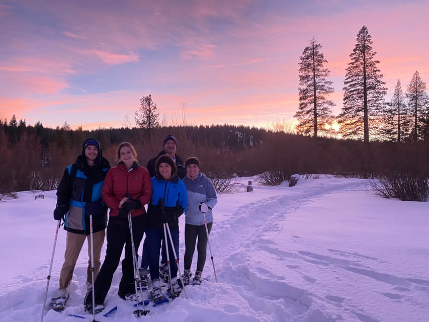 Lake Tahoe: Sunset Snowshoe Trek with Hot Drinks and Snacks – California, California