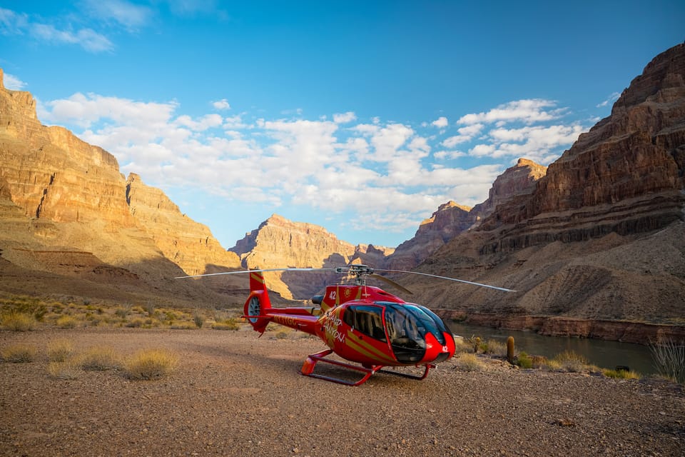 Las Vegas: Grand Canyon Helicopter Landing Tour – Grand Canyon West Rim, Arizona