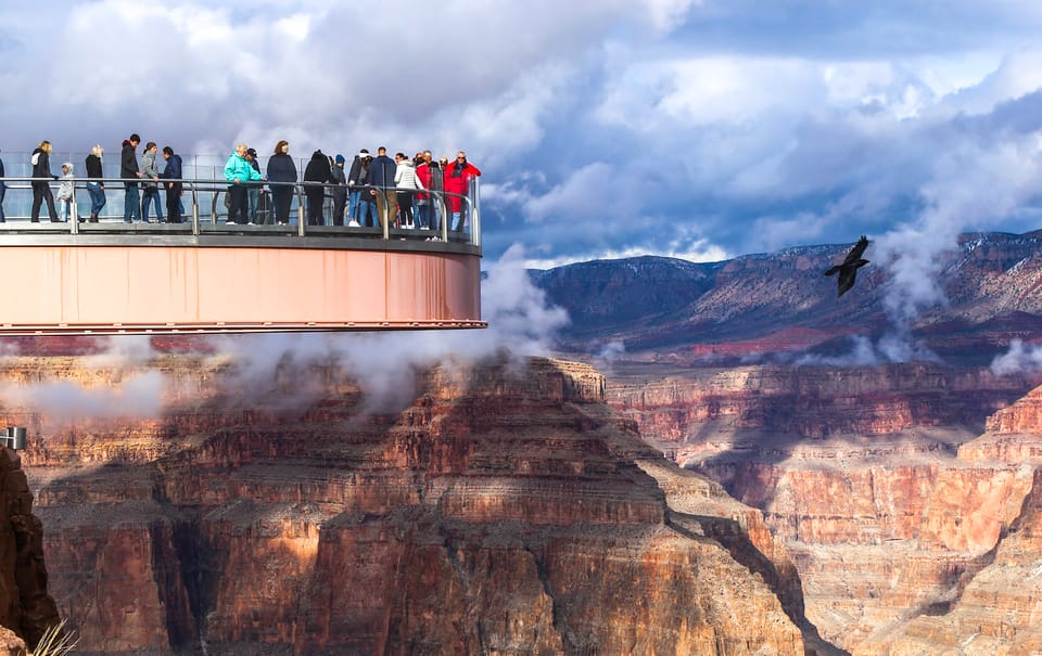 Las Vegas: Grand Canyon West Bus Tour with Hoover Dam Stop – Grand Canyon West Rim, Arizona