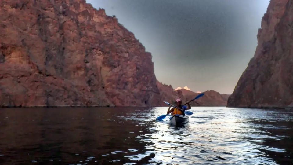 Las Vegas: Twilight and Moonlight Paddle Experience – Emerald Cave, Arizona