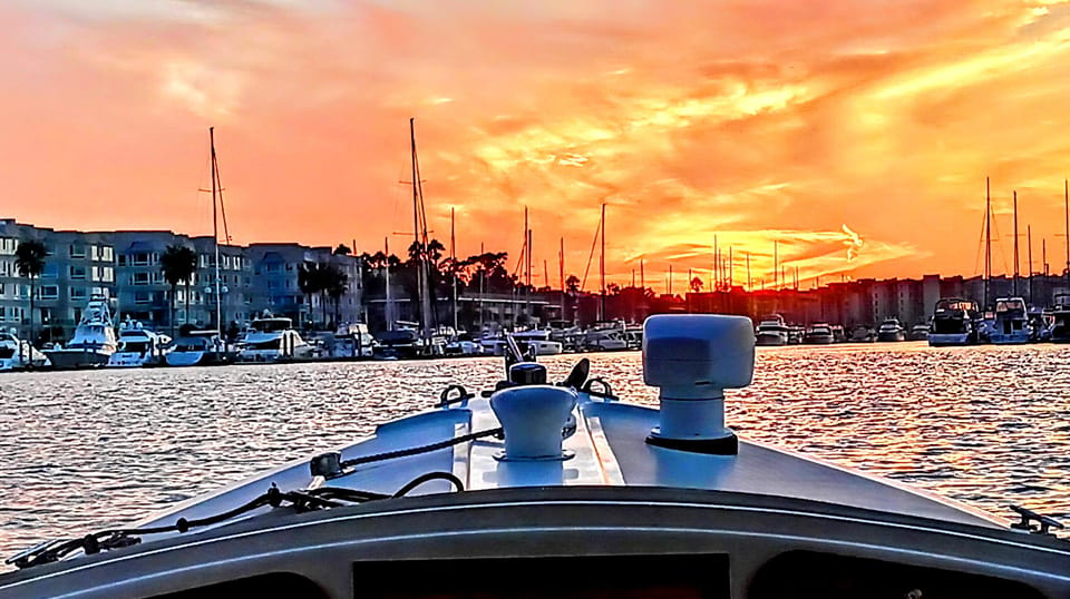 Marina Del Rey: Romantic Cruise with Dinner or Charcuterie – Los Angeles, California