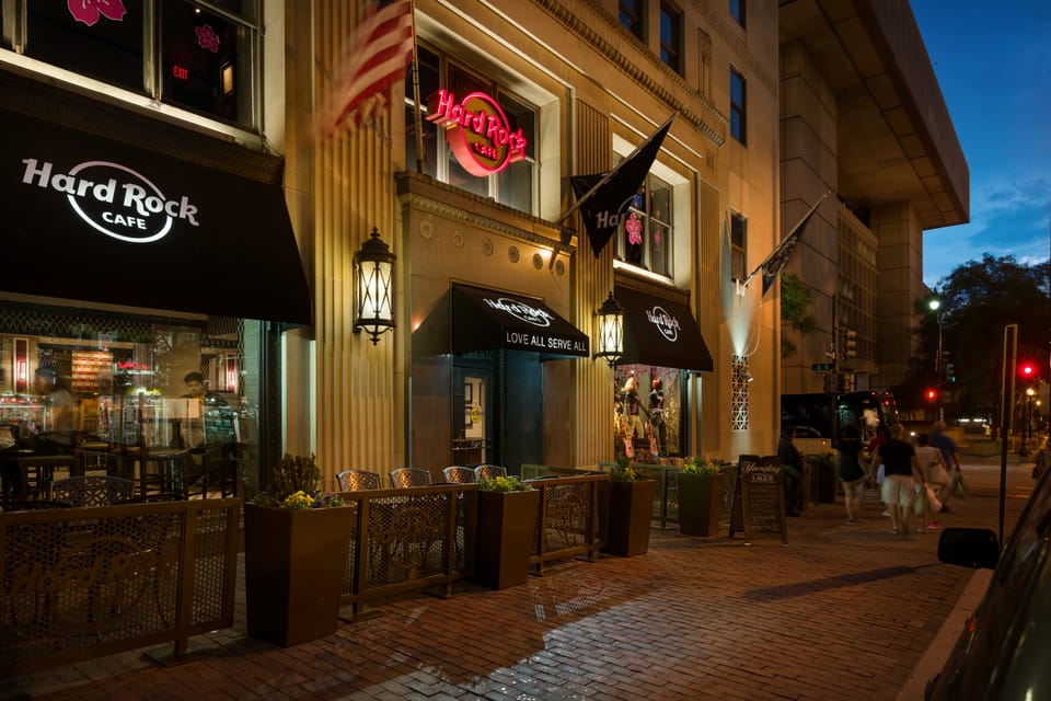 Meal at the Hard Rock Cafe Washington DC – Washington DC