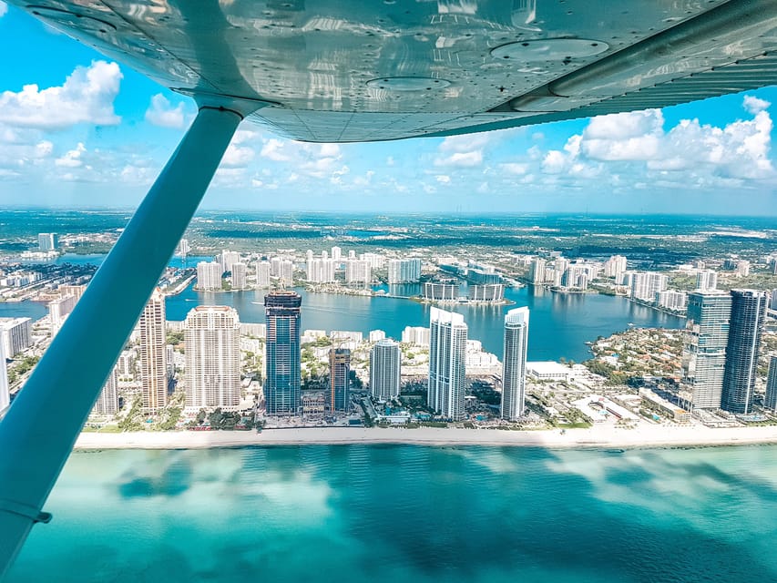 Miami Beach: South Beach Private Airplane Tour with Drinks – Miami, Florida