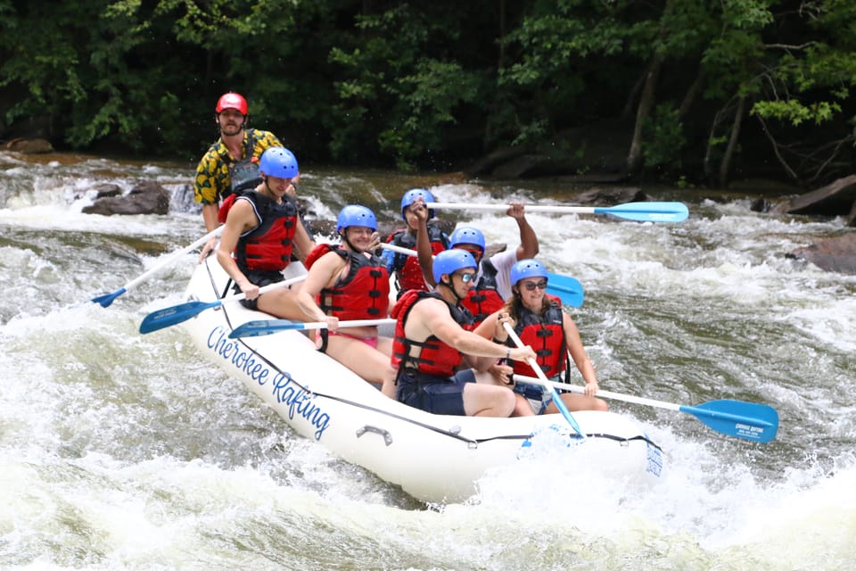 Middle Ocoee River Whitewater Rafting Trip – Ocoee, Tennessee