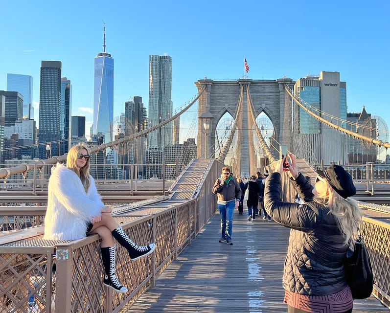 NYC: Brooklyn Bridge and Dumbo Guided Walking Tour – New York City, New York