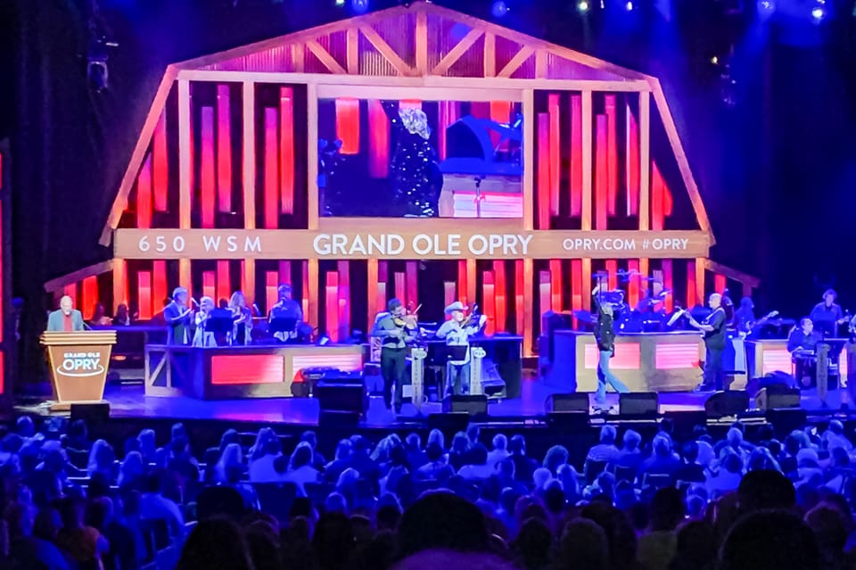 Nashville: Grand Ole Opry Show Ticket – Nashville, Tennessee