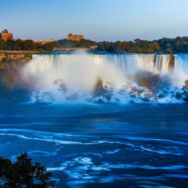 New York City: Niagara Falls Overnight Guided Trip – Niagara Falls, New York