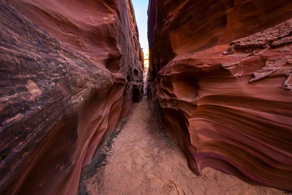 Page: Gorgeous Three Guided Tour – Mountain Sheep Canyon, Arizona