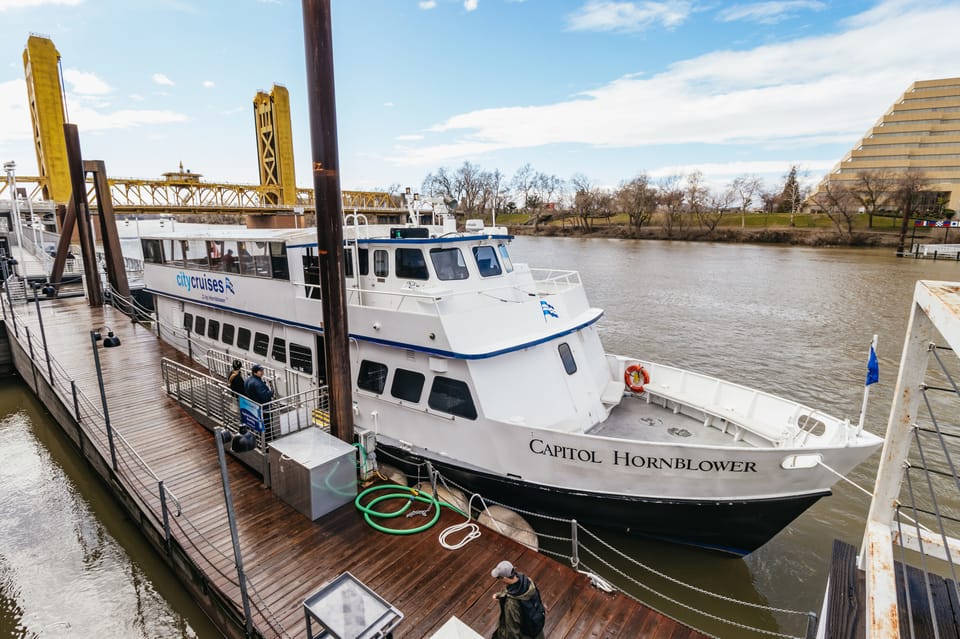 Sacramento: River Cruise with Narrated History – California, California