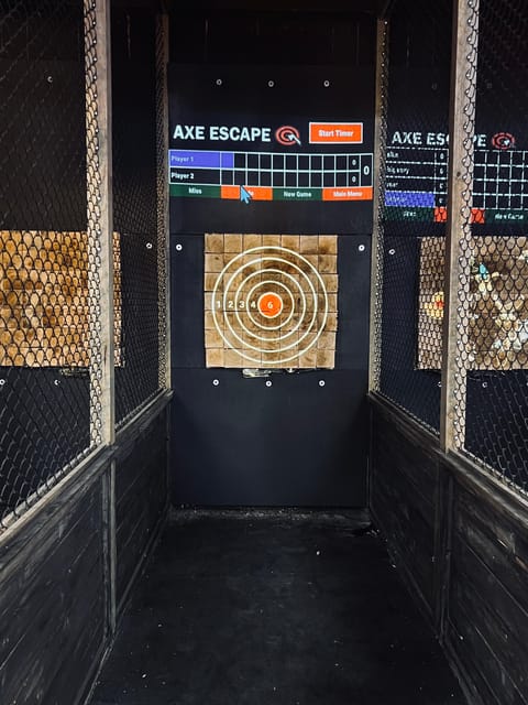 San Antonio: Axe Throwing – San Antonio, Texas