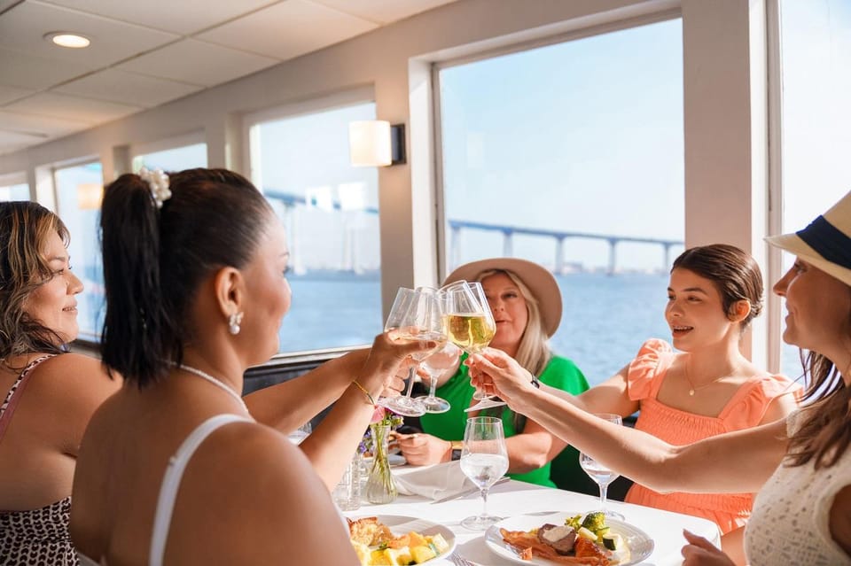 San Diego: Buffet Breakfast and Brunch Boat Cruise – San Diego, California