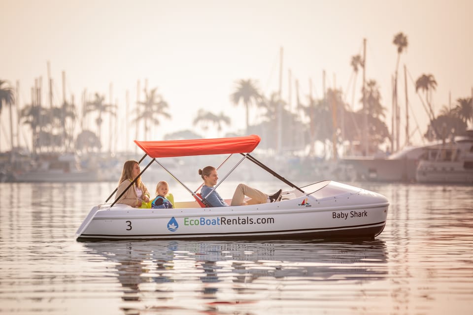 San Diego: San Diego Bay Dog-Friendly Eco Pedal Boat Rentals – San Diego, California