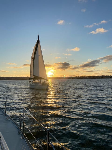 San Diego: Sunset and Day Sailing Excursion with Drinks – San Diego, California