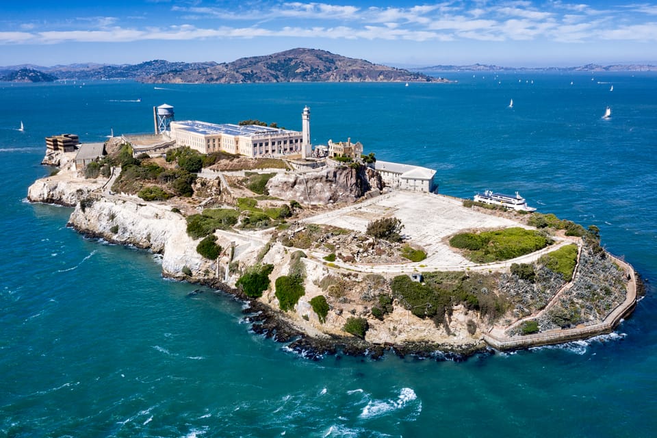 San Francisco: Alcatraz Island & 48-Hour Hop-On Hop-Off Tour – San Francisco, California