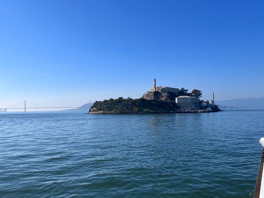 San Francisco: Alcatraz, Muir Woods and Sausalito Day Tour – San Francisco, California