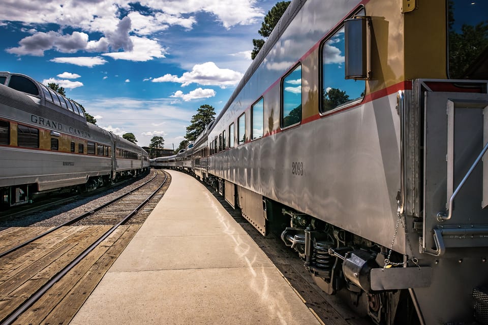 Sedona: Grand Canyon Railway Full-Day Scenic Rail Tour – Grand Canyon National Park, Arizona