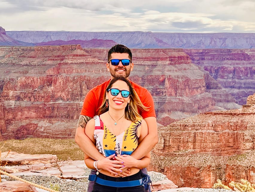 Tour to the Grand Canyon in Spanish – Grand Canyon West Rim, Arizona