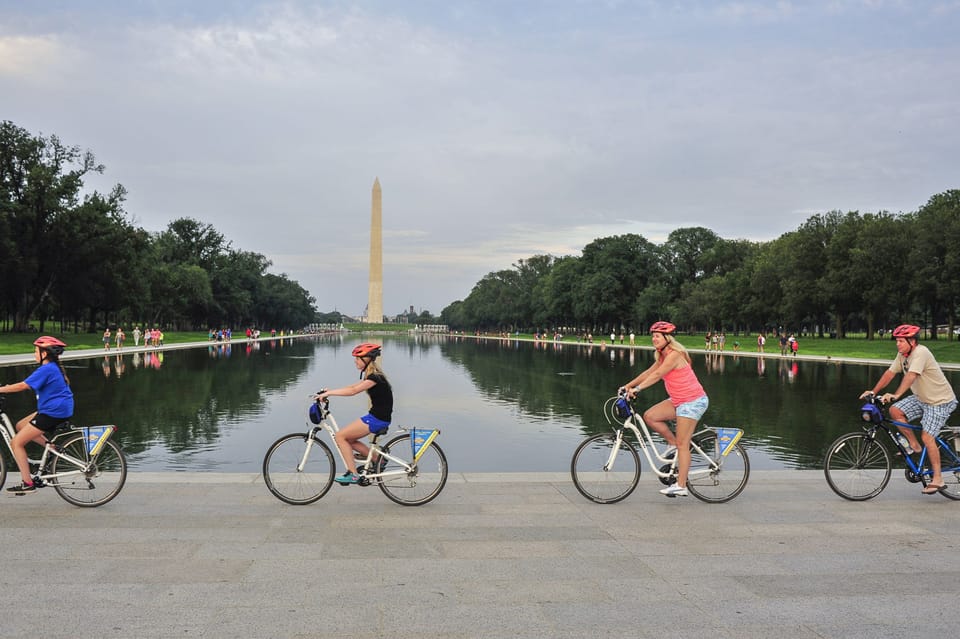 Washington DC: Monuments and Memorials Bike Tour – Washington DC