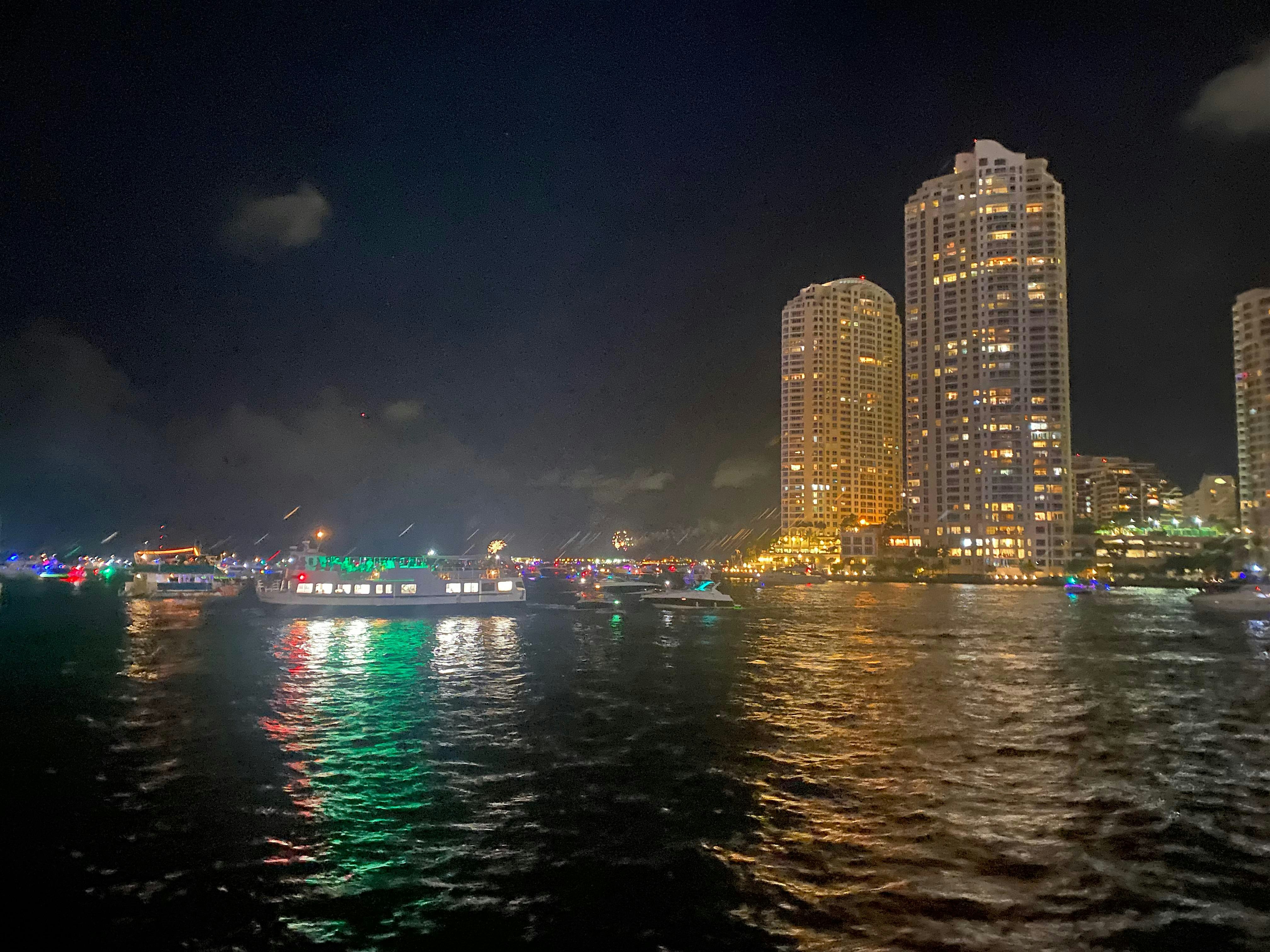 MIAMI NYE CRUISE 2026 -Live DJ & Open Bar at Bayfront Park – Miami, FL