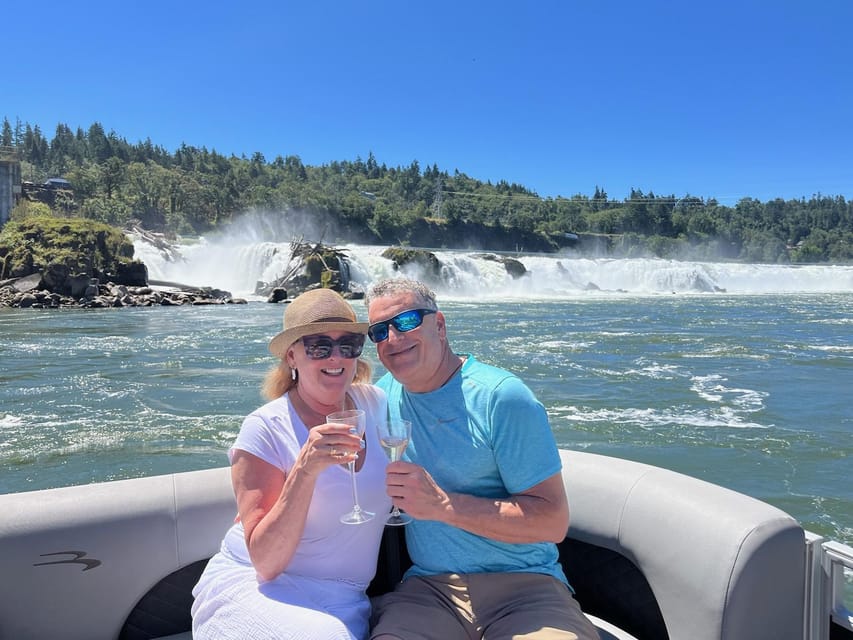 2-Hour Scenic River Tour to the Willamette Falls – , Oregon