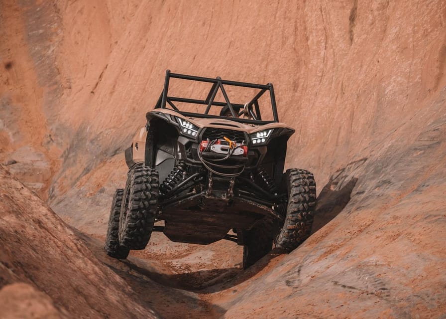 3.5 Hour HELL’S REVENGE and FINS & THINGS You Drive UTV Tour – Fins & Things, Utah