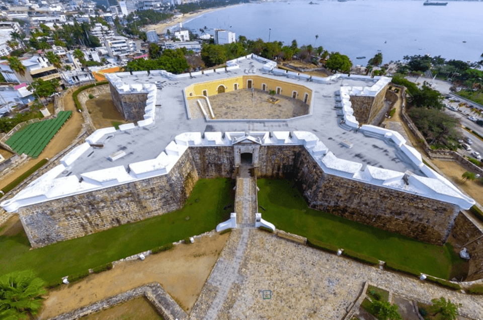 Acapulco: Historical and Cultural Tour – Acapulco, Mexico