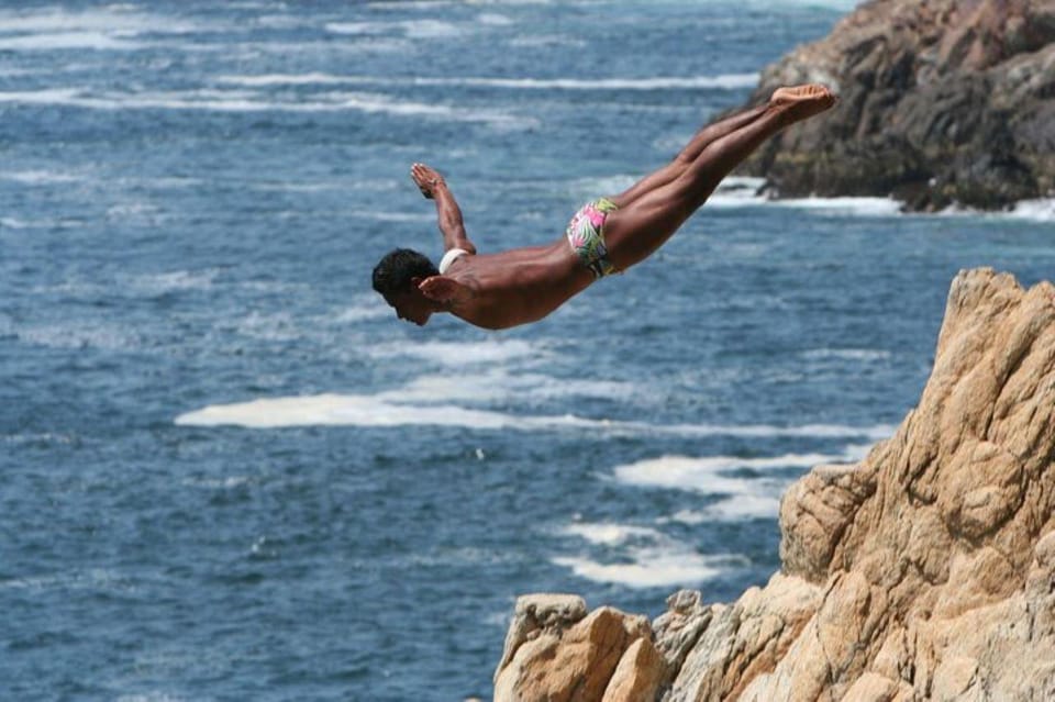 Acapulco: Shopping Tour with Optional High Diver Show – Acapulco, Mexico