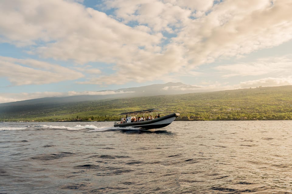 Big Island: Kona Super Raft Sunset Cruise – Kailua-Kona, Hawaii