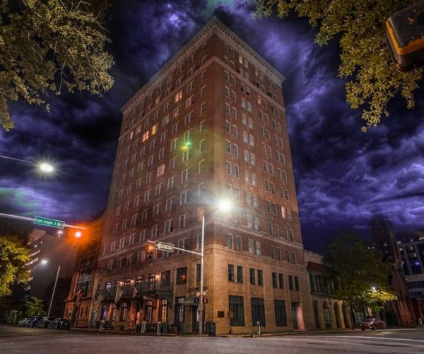 Birmingham Ghosts Colonial Poltergeists Haunted Walking Tour – Birmingham, Alabama