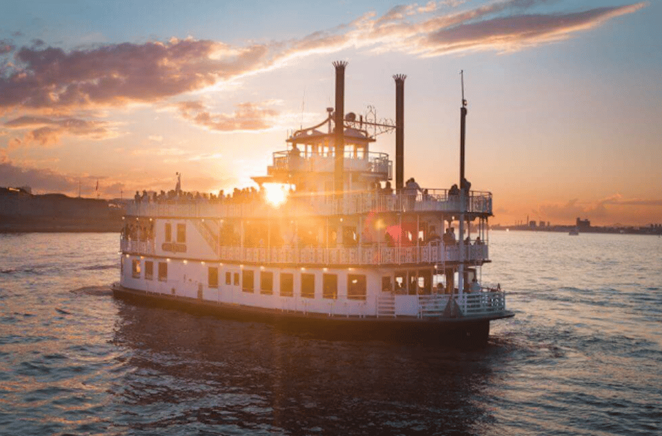 Boston: Scenic Moonlight Harbor Cruise – Boston, Massachusetts