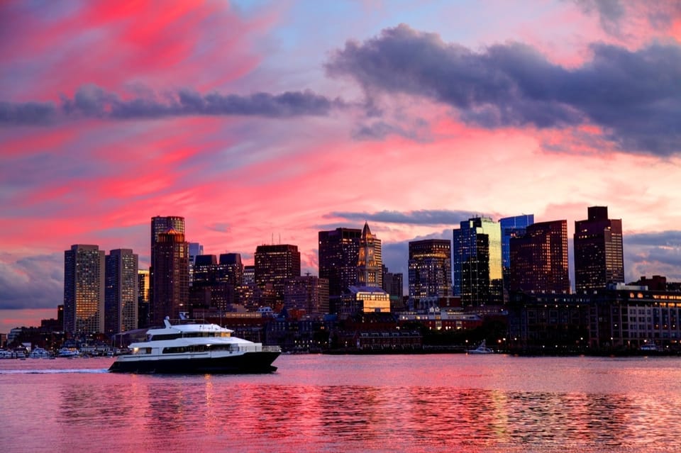 Boston: Sunset Skyline Cruise with Commentary – Boston, Massachusetts