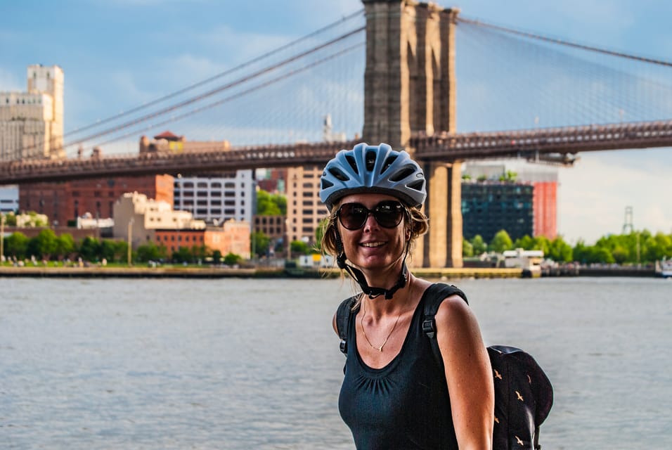 Brooklyn: 2-Hour Manhattan & Brooklyn Bridges Bike Tour – New York City, New York