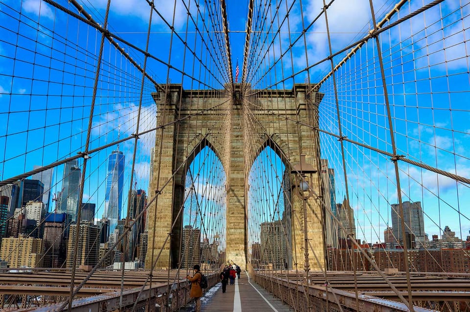 Brooklyn: The Bridge, DUMBO, & Brooklyn Heights Best of Tour – New York City, New York