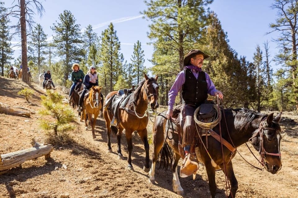 Bryce Canyon City: Horseback Riding Tour in Red Canyon – Red Canyon Arch, Utah