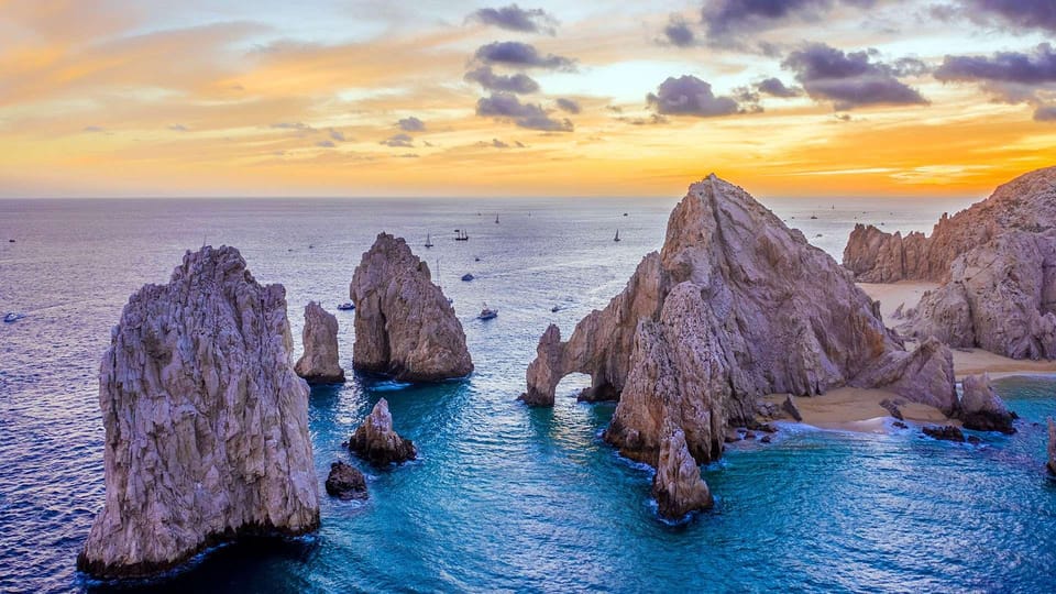 Cabo San Lucas Arch Tour and Down to Love Beach – Cabo San Lucas, Mexico